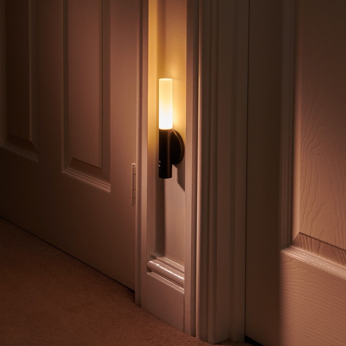 Intelligent LED Rechargeable Magnetic Wall Light